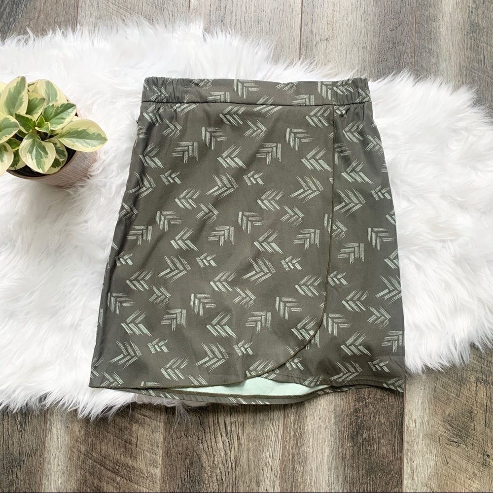 Toad & Co. Whirlwind Wrap Skirt Dark Moss Green XS
